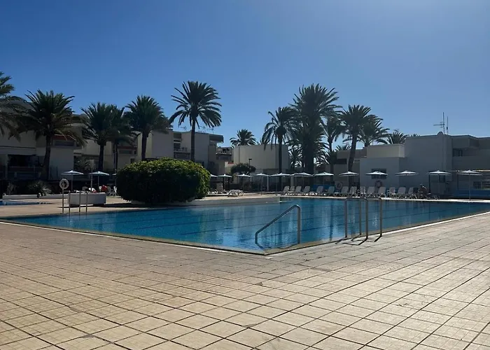 Costero Atardecer Dorado * Las Galletas